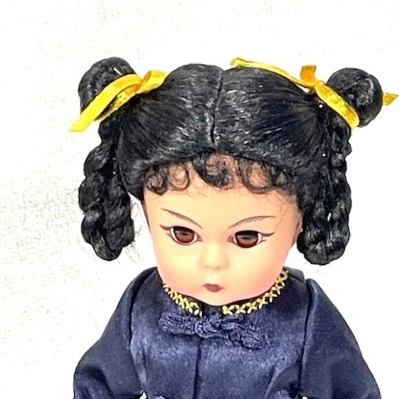 Rare Madame Alexander restrung 8" Shanghai doll with  stand - Picture 2 of 8